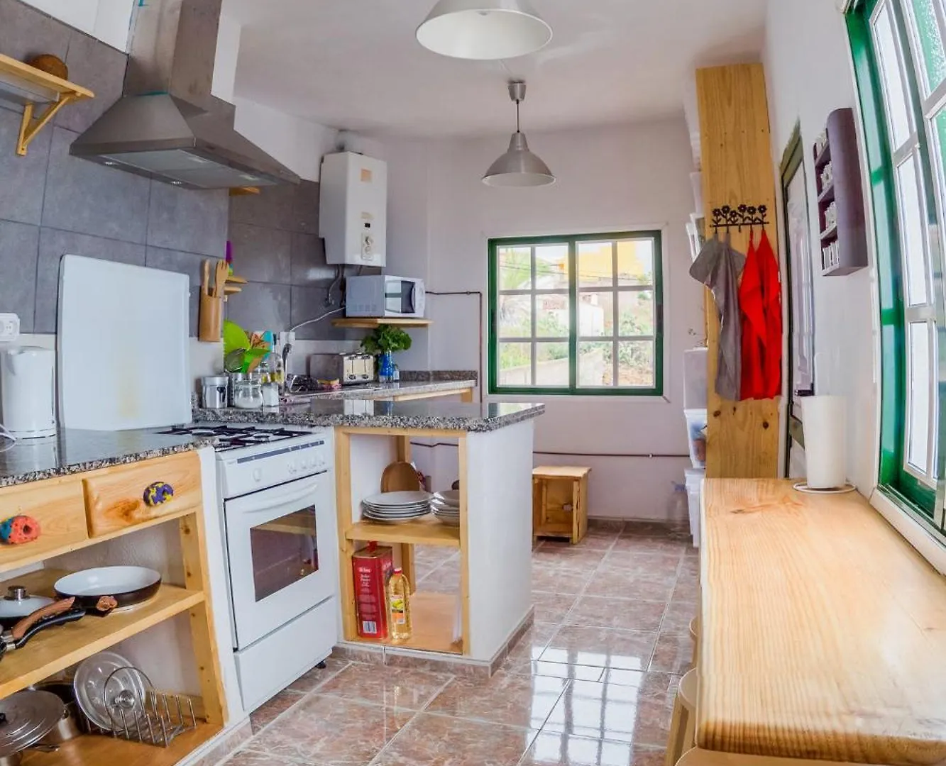 Hostel Tenerife Climbing House Arico Spain